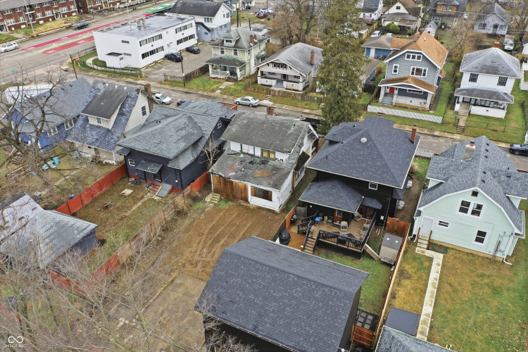 Listing Image 16