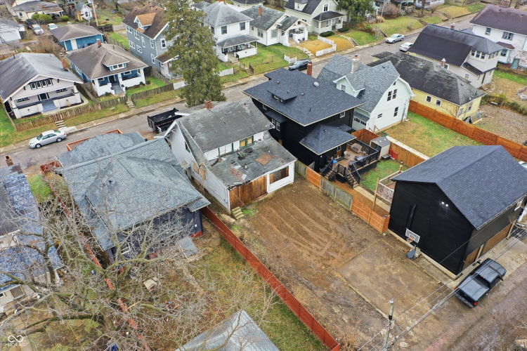 Listing Image 17