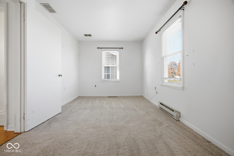 Listing Image 28