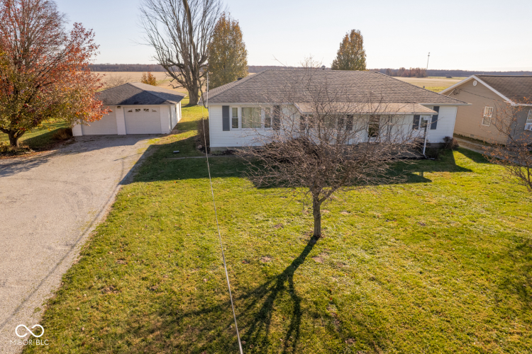 Listing Image 33