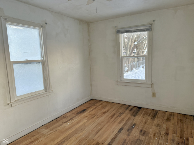 Listing Image 25