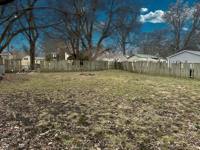 Listing Image 6
