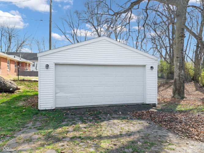 Listing Image 23