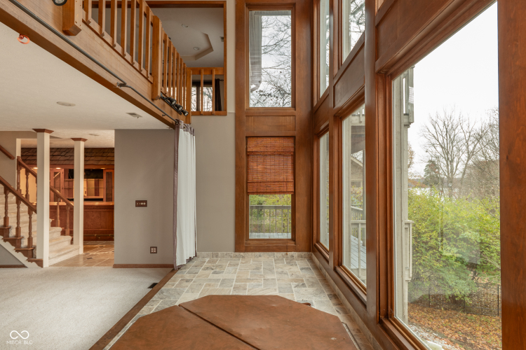 Listing Image 48