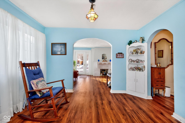 Listing Image 19