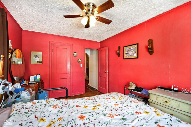Listing Image 35