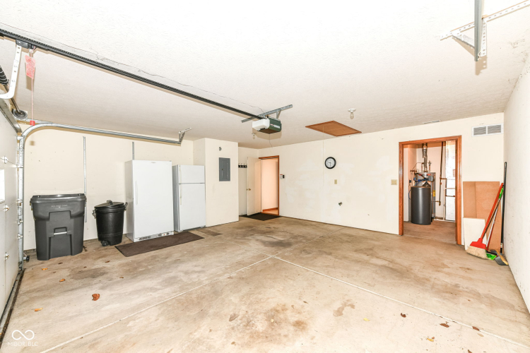 Listing Image 38