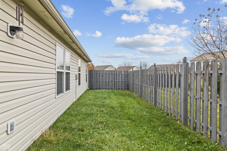 11611 Tucker Court Indianapolis IN 46229 (House For Sale) | MLS