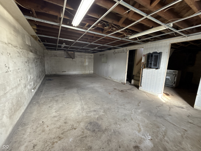 Listing Image 34