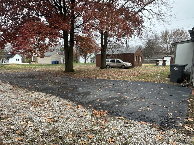 Listing Image 8