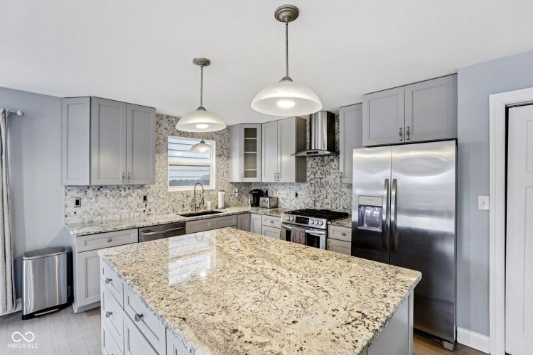 Listing Image 13