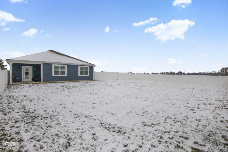Listing Image 46