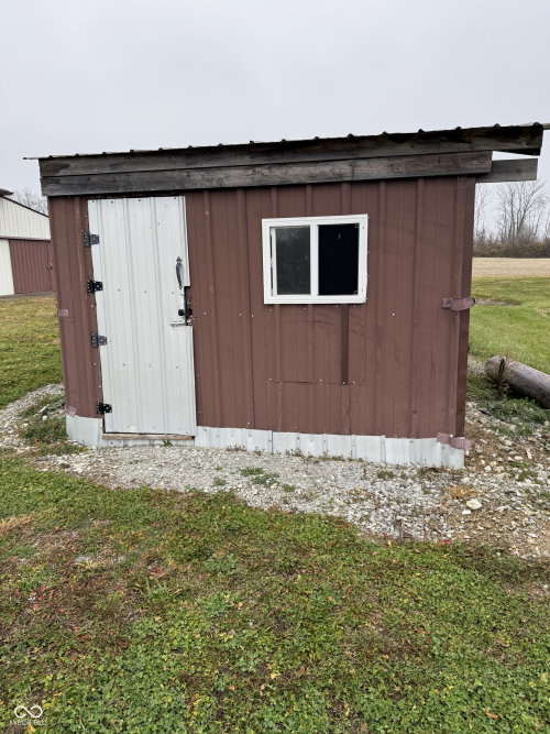 Listing Image 7