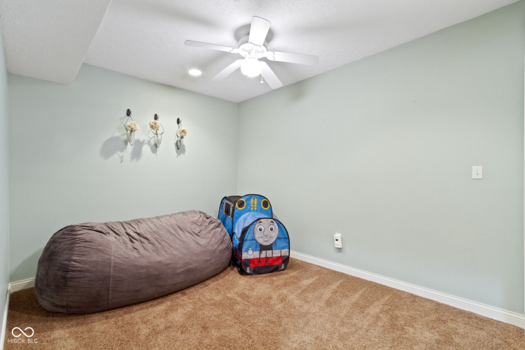 Listing Image 56