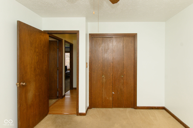 Listing Image 49