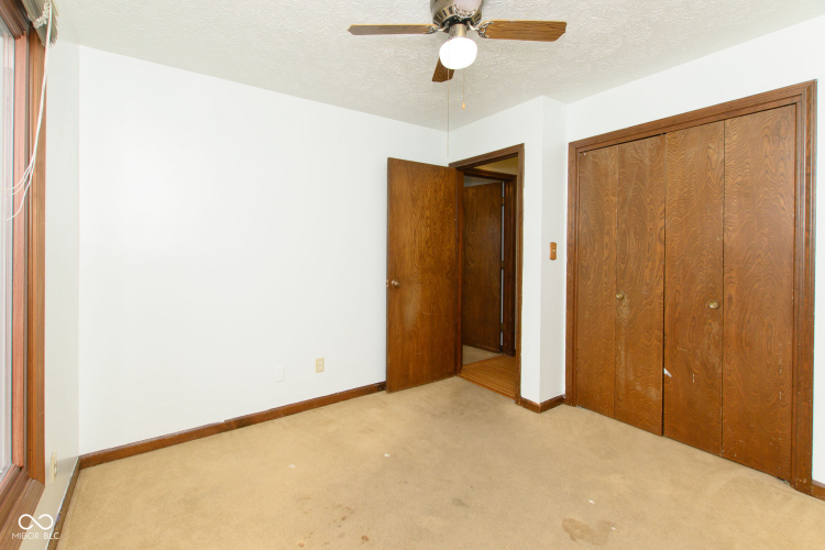 Listing Image 52