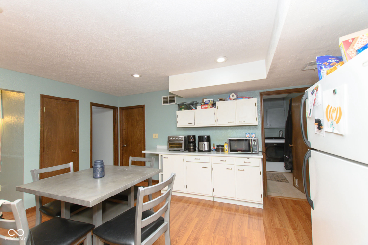 Listing Image 56
