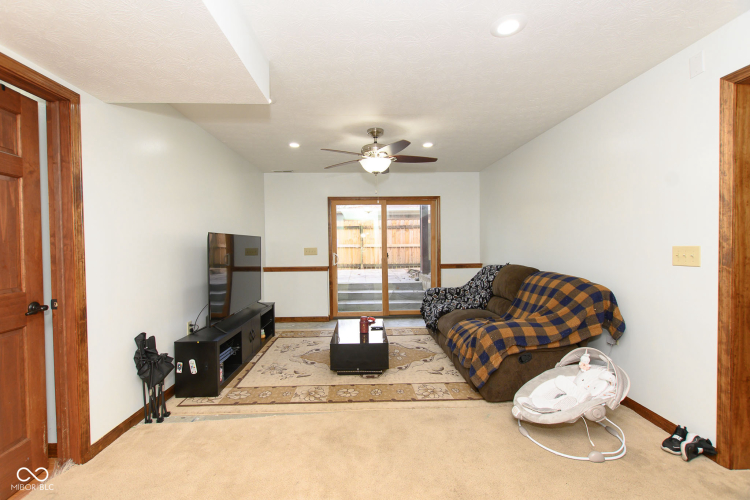 Listing Image 59
