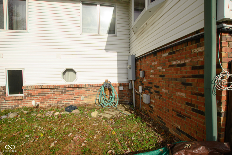 Listing Image 84