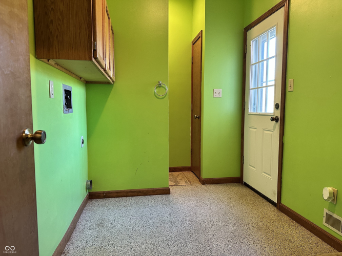 Listing Image 27