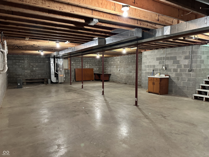 Listing Image 33