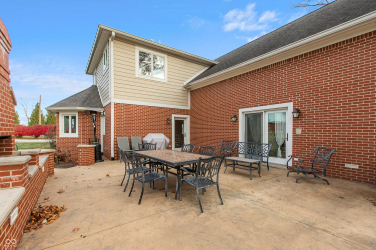 Listing Image 44