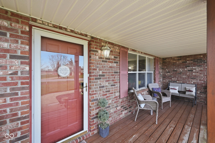 Listing Image 36