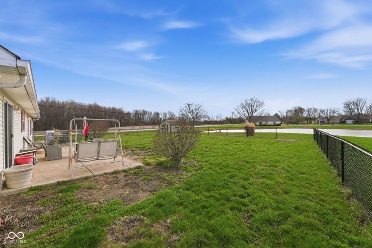 Listing Image 52