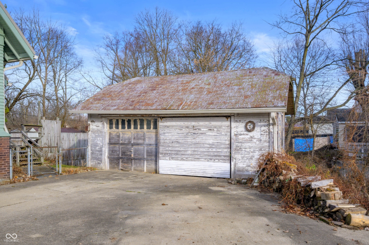 Listing Image 30