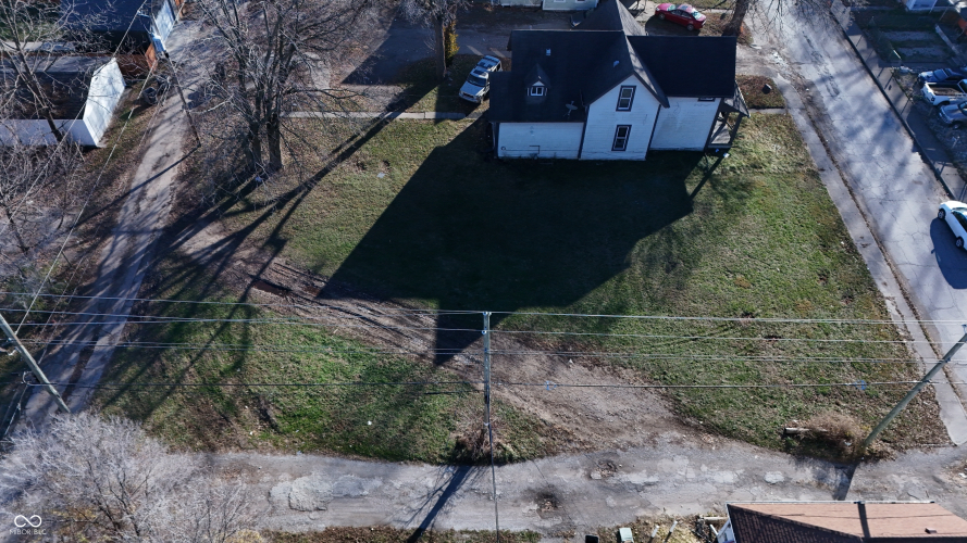 Listing Image 4