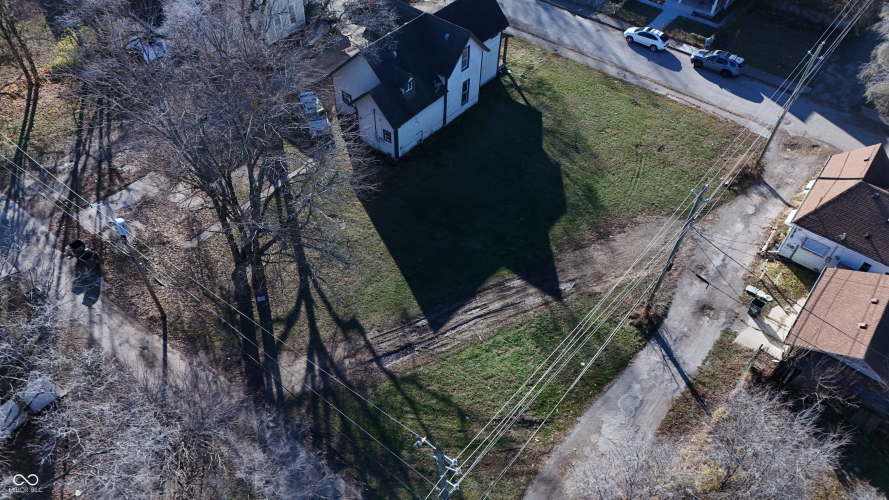 Listing Image 5