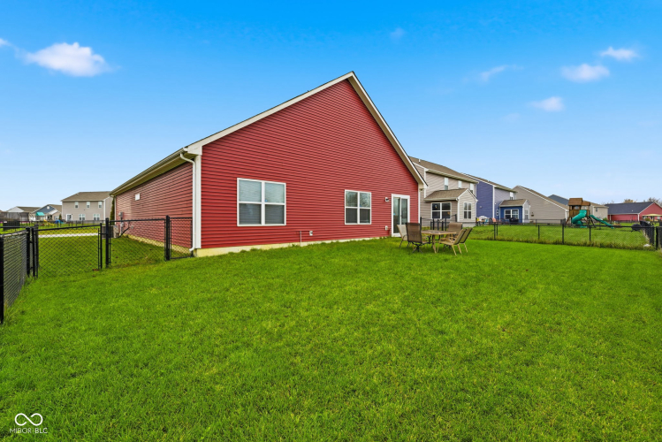 Listing Image 33