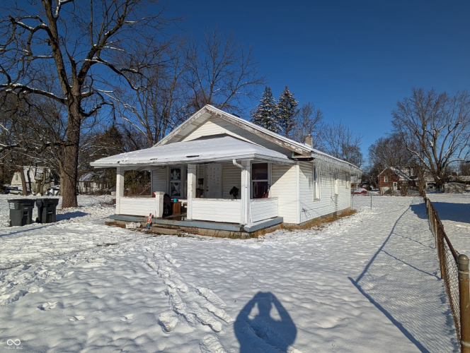 Listing Image 5