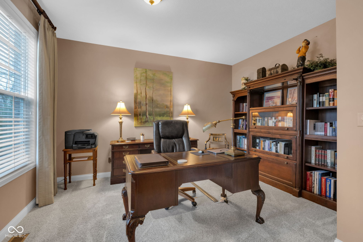 Listing Image 14