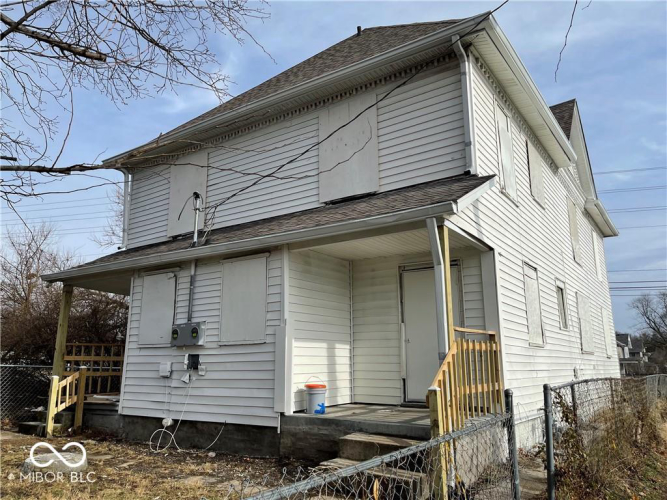 Listing Image 3