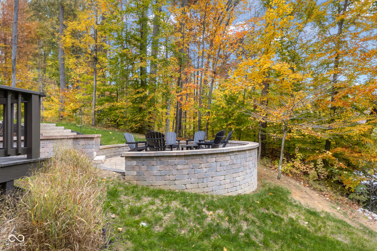 Listing Image 107