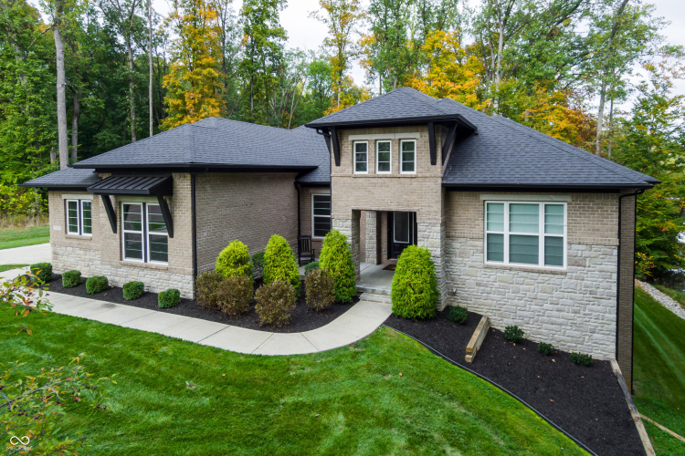 Listing Image 129