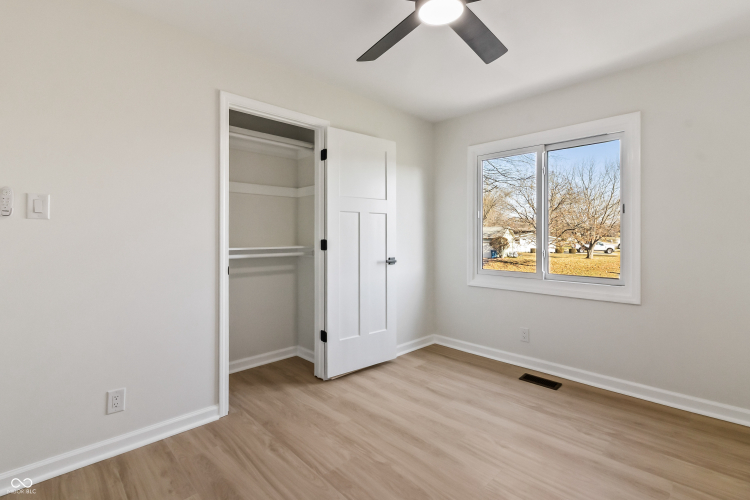 Listing Image 65