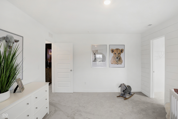 Listing Image 49