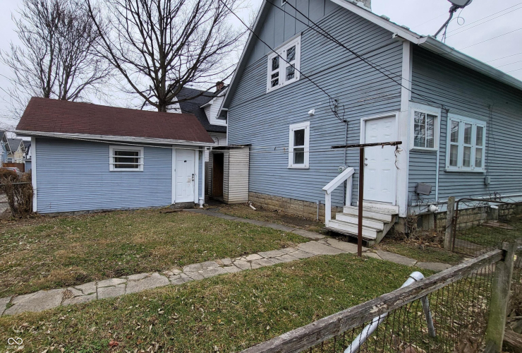 Listing Image 17