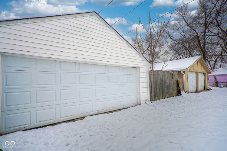 Listing Image 20