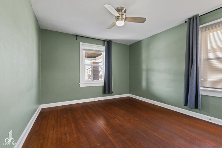 Listing Image 23