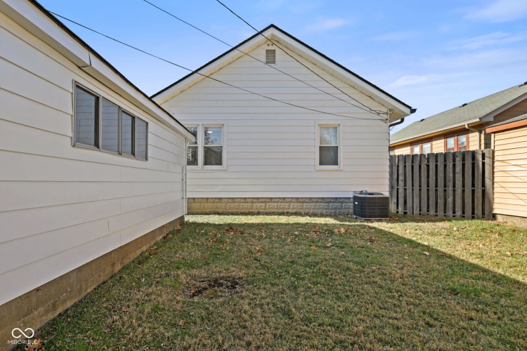 Listing Image 41