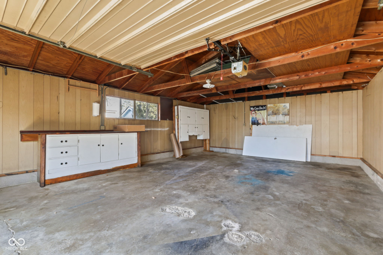 Listing Image 42