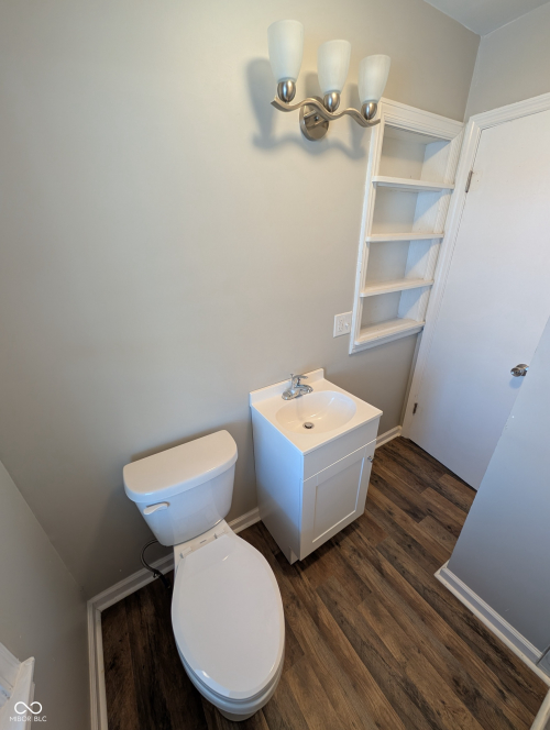 Listing Image 16