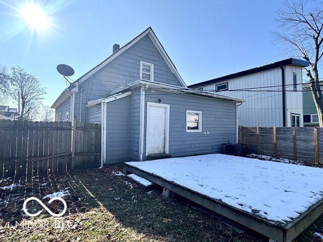 Listing Image 14