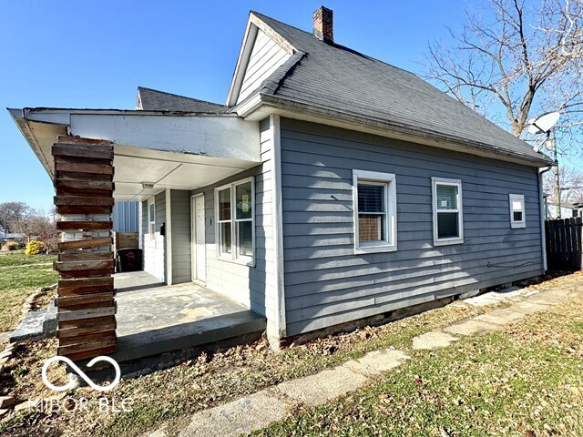 Listing Image 9