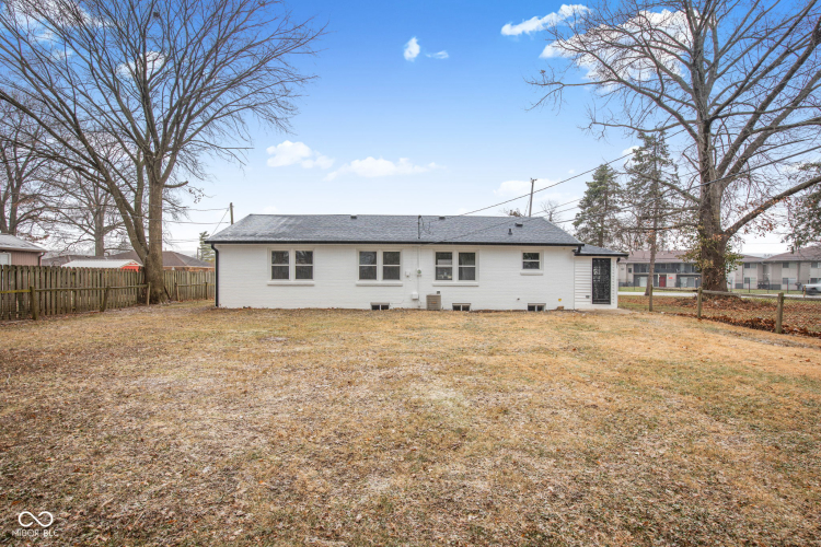 Listing Image 45