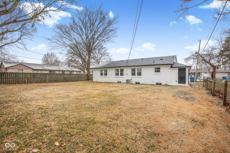 Listing Image 46