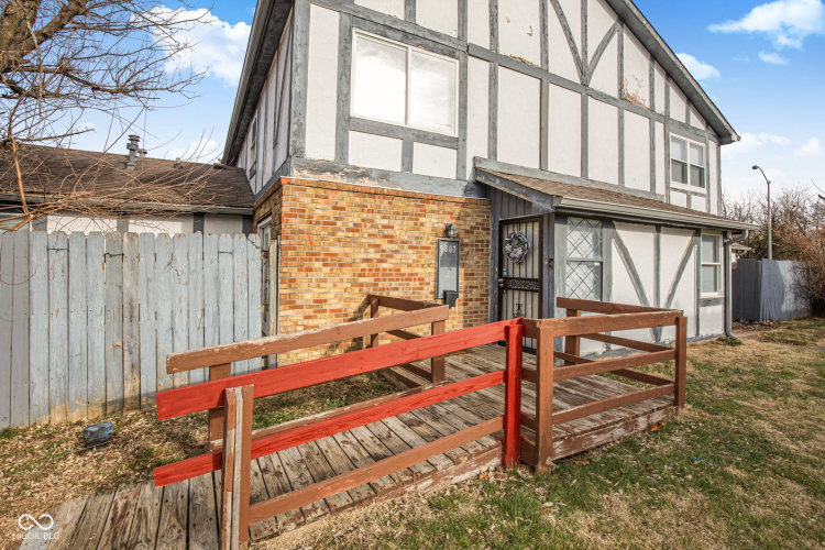 Listing Image 5